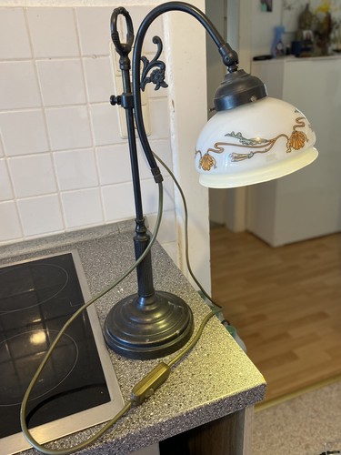 Sehr alte größere tisch - alte,