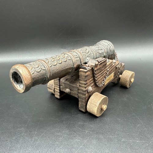 Vintage kanone s - vintage,