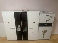 Schränke / Kommoden – zu