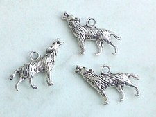 5x Anhänger Wolf heulend 18x25mm Charms Wölfe Raubtier Schmuck Perlen Basteln