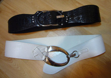 2 breite Gürtel weiß matt 95