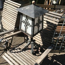 Alte Sockelleuchte Eisen