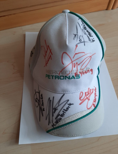 Mercedes petronas team - mercedes,