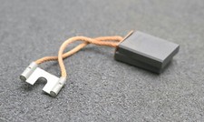 CARBONE Montierte Zwillings-Kohlebürste EG98B 12,5x25x33mm(t x a x r) Kabelschuh