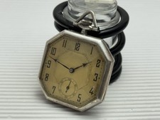 8 ECKIGE  SILBER  TASCHENUHR