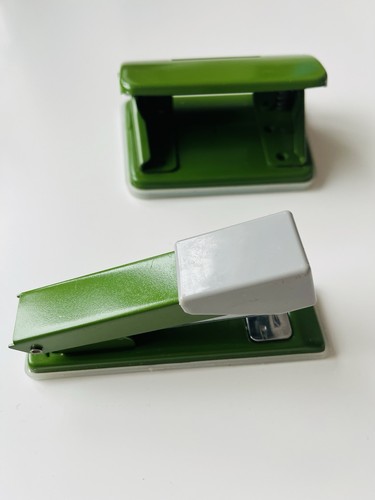 Locher und heftgerät - heftgerät,, set