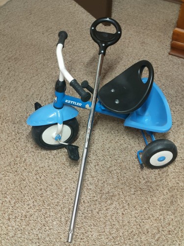 Blaues kettler dreirad mit - blaues,