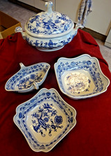 °4 tlg. Terrine  Sauciere, 2x Schalen Zwiebelmuster Orginal Bohemia