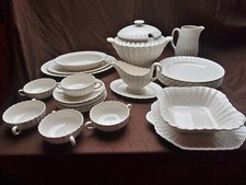 Copeland Spode "Chelsea Wicker" Dinner Set