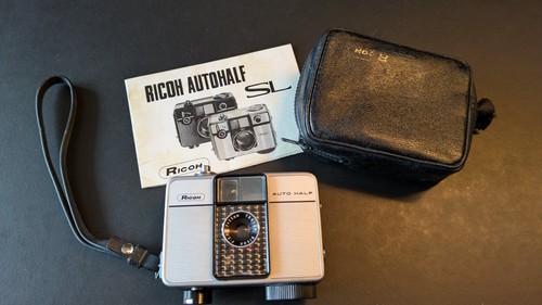 Ricoh auto half 35mm - half,