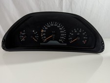 Tachometer Mercedes E210