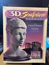 Milton Bradley Die ewige Frau