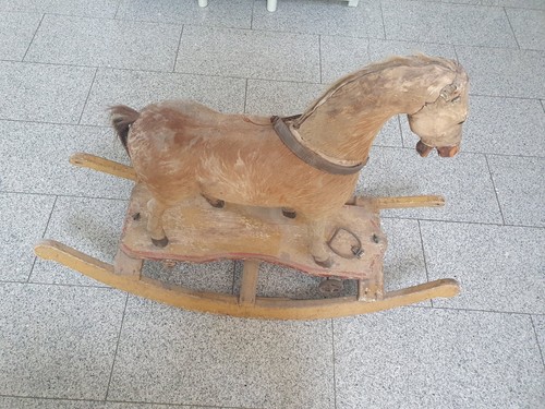 Antikes schaukelpferd - antikes,