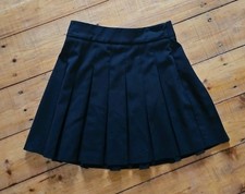 Faltenrock Schwarz von Stradivarius