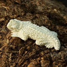 Eidechse Knochen-Anhänger Deko Tier Bartagame Gecko Salamander Handarbeit