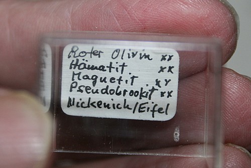 Roter olivin und and - olivin,