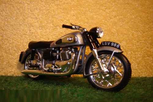 Norton dominator 88 - 1:24,