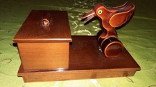 Zigarettenspender mit Vogel, Holz, Kultobjekt aus DDR Zeiten ca. 10 x 18 cm
