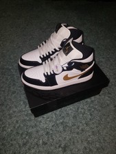 Nike Air Jordan 1 Mid Se