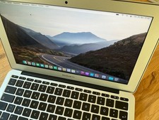  Apple MacBook Air  Core i5