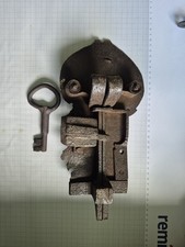 Antikes Tür Schloss mit Schlüssel 