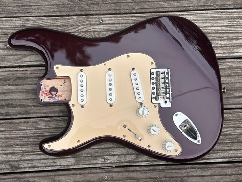 Lefthand fender stratocaster - lefthand,
