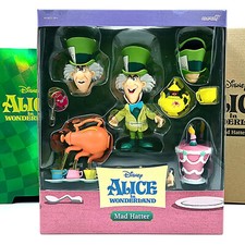 MAD HATTER FIGURE ALICE IM