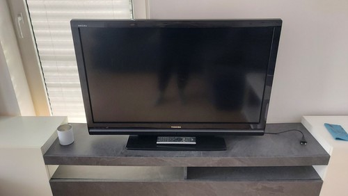 Toshiba lcd colour - toshiba,