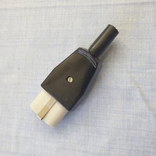 DDR Heißgerätestecker 250V