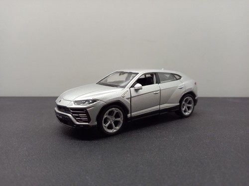 Welly lamborghini urus silber - lamborghini,