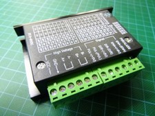 TB6600 4A 9-40V CNC Single Axis 2/4 Phase Schrittmotor Endstufe