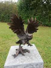 Bronzefigur Eule mit