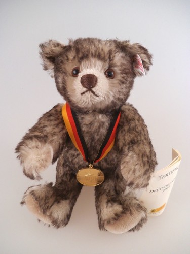 Steiff deutschlandbär 2004 - steiff,