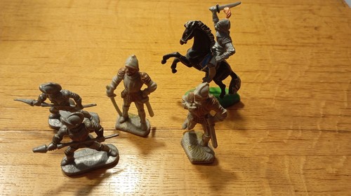 Ddr spielzeug ritter und pferd - ddr-spielzeug,