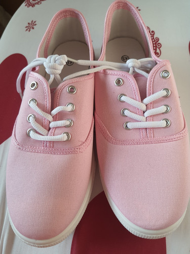 Low top sneaker - low-top,