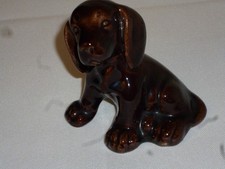 Porzellanfigur brauner  Dackel