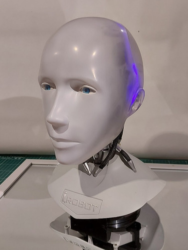 Robot sonny bust 1 - robot,