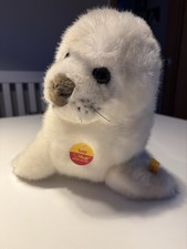 Steiff Heuler  Issy 063152 mit Namensschild und Knopf und Fahne