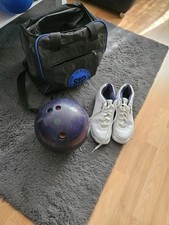 Bowlingkugel Mit Tasche Und Damenschuhen