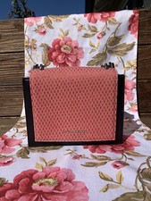 Laura Ashley Handtasche – stilvoll & modern