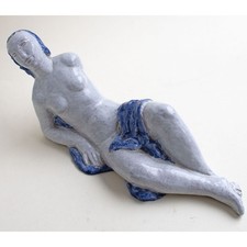 Keramik Art déco Liegender Frauenakt Monogramm KW handbemalt vor 1930 sehr gut