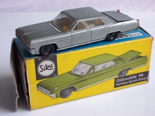 SIKU V-SERIE 245 OLDSMOBILE 98 IN OVP
