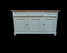 Anrichte im Landhaus