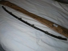 ? Orig. VW T-Cross Stoßstangen Chrom Zierleiste vorne mitte, 2GM853101A 2ZZ ?