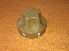 Pos 2) 1 Drehknopf aus