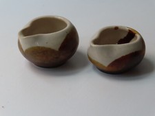 Puppengeschirr: 2 Kännchen