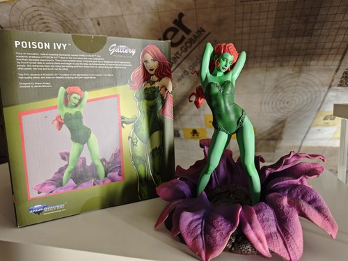 Diamond select poison ivy - select,