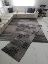 echt leder Sofa ( Gebrauchsspuren Vorhanden).  Teppich 200/280cm.  Läufer 70/250