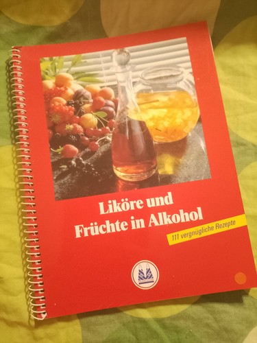 Liköre und früchte - und, in