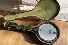 Ludwig 'Kingston' Tenor Banjo